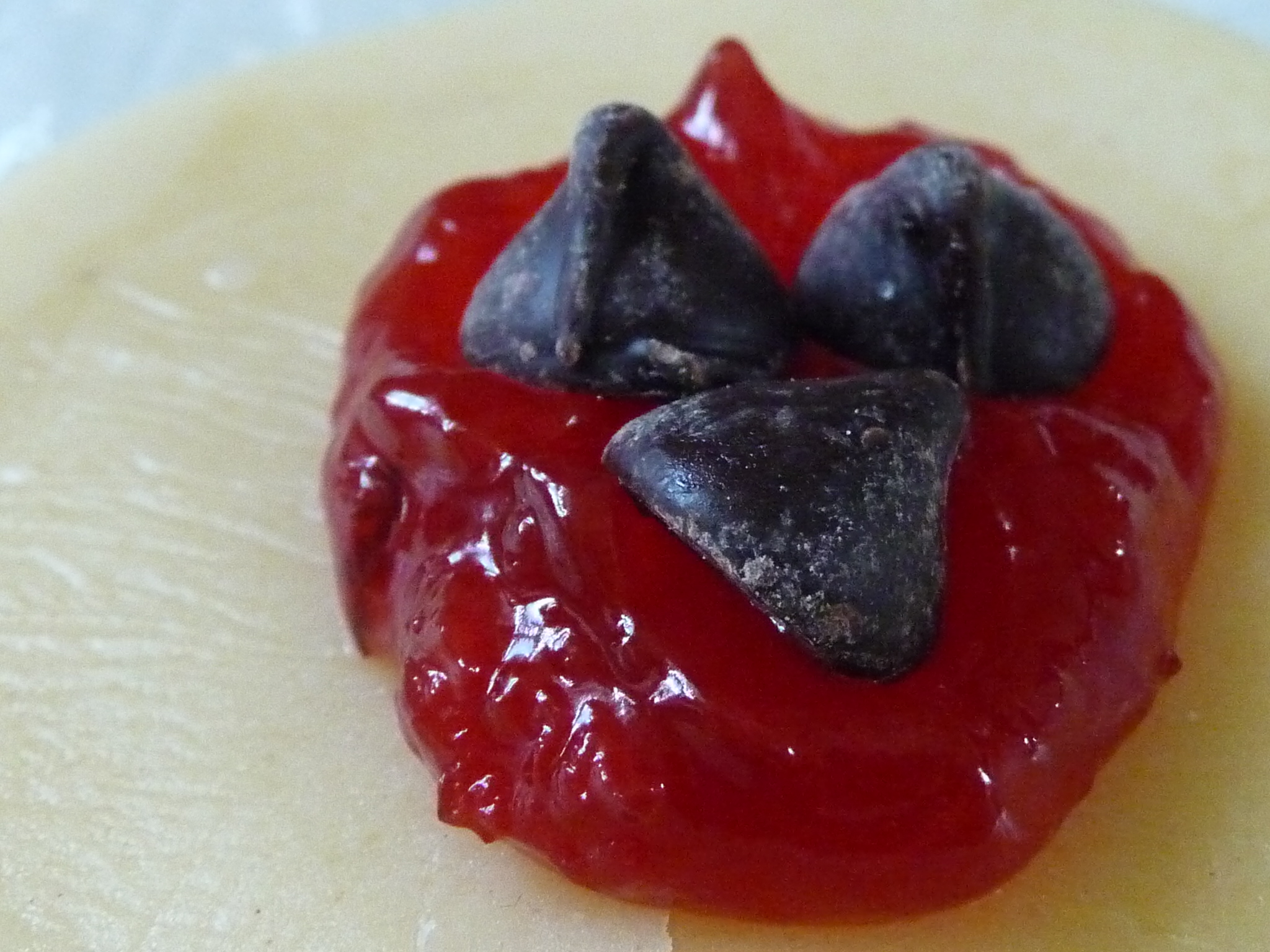 hamantaschen-cherry